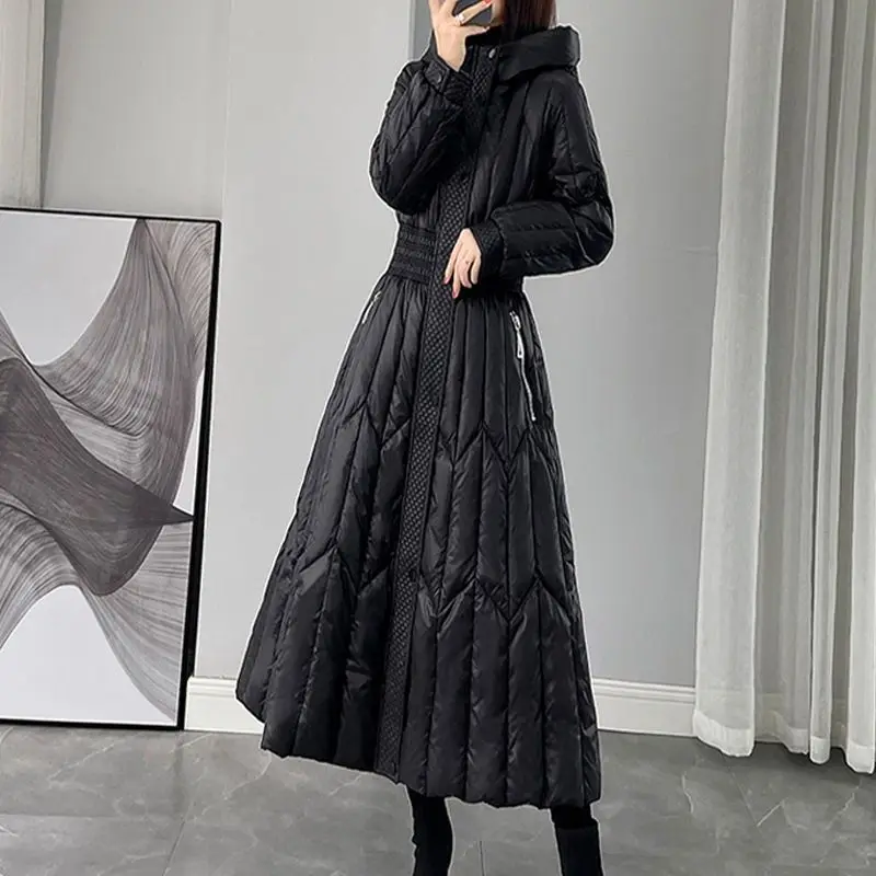 Women Over-the-knee Puffer Jacket Warm Winter Cotton-Padded Coat Cold-Resistant Jacket Waist-Defining Fit for A Slimming Effect