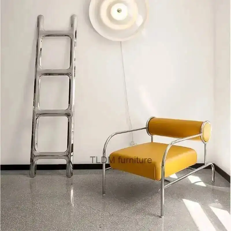 Reading Chairs Mode… - image