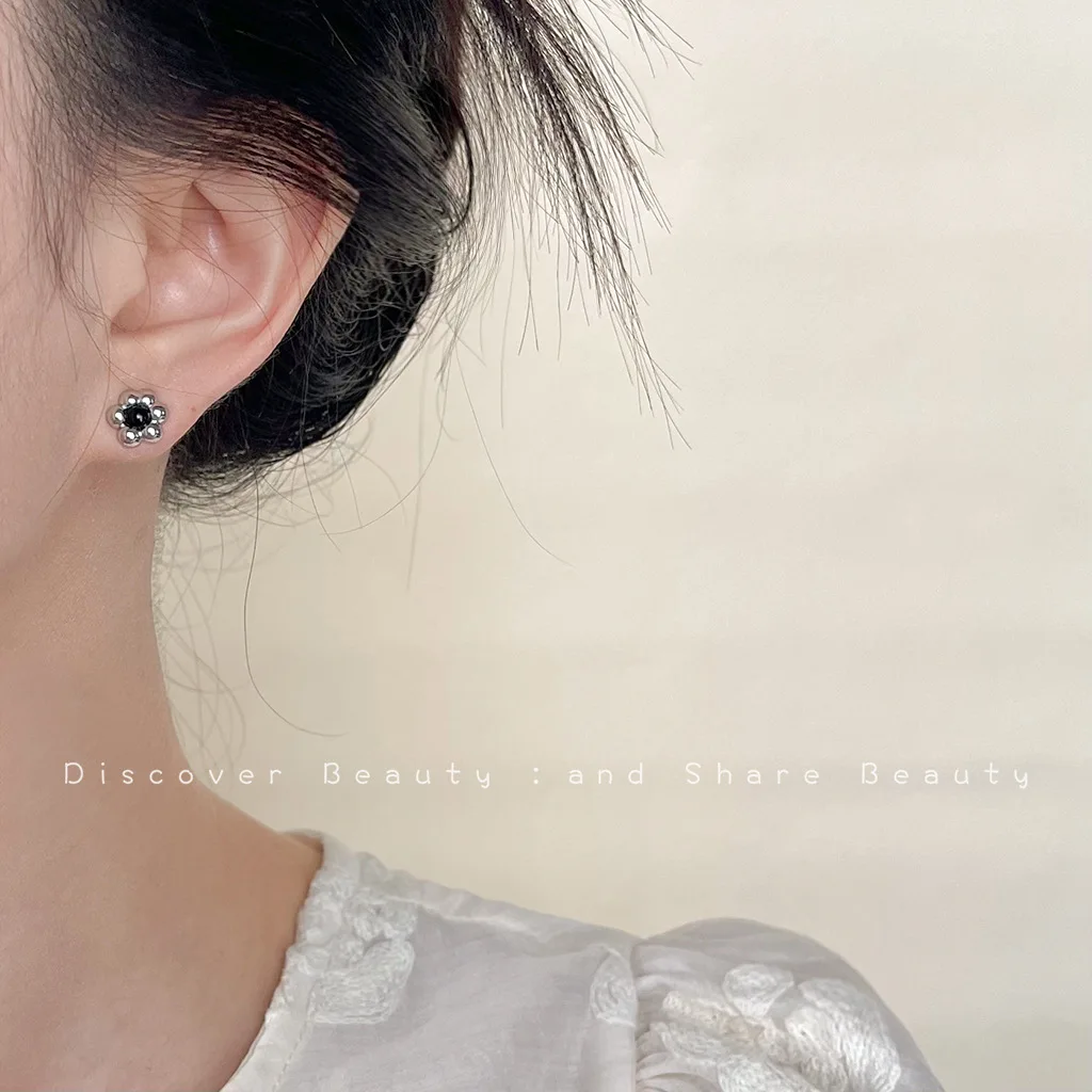 DIY accessories Old money style retro black agate stud earrings cold wind temperament zircon earrings personalized versatile hig view 2