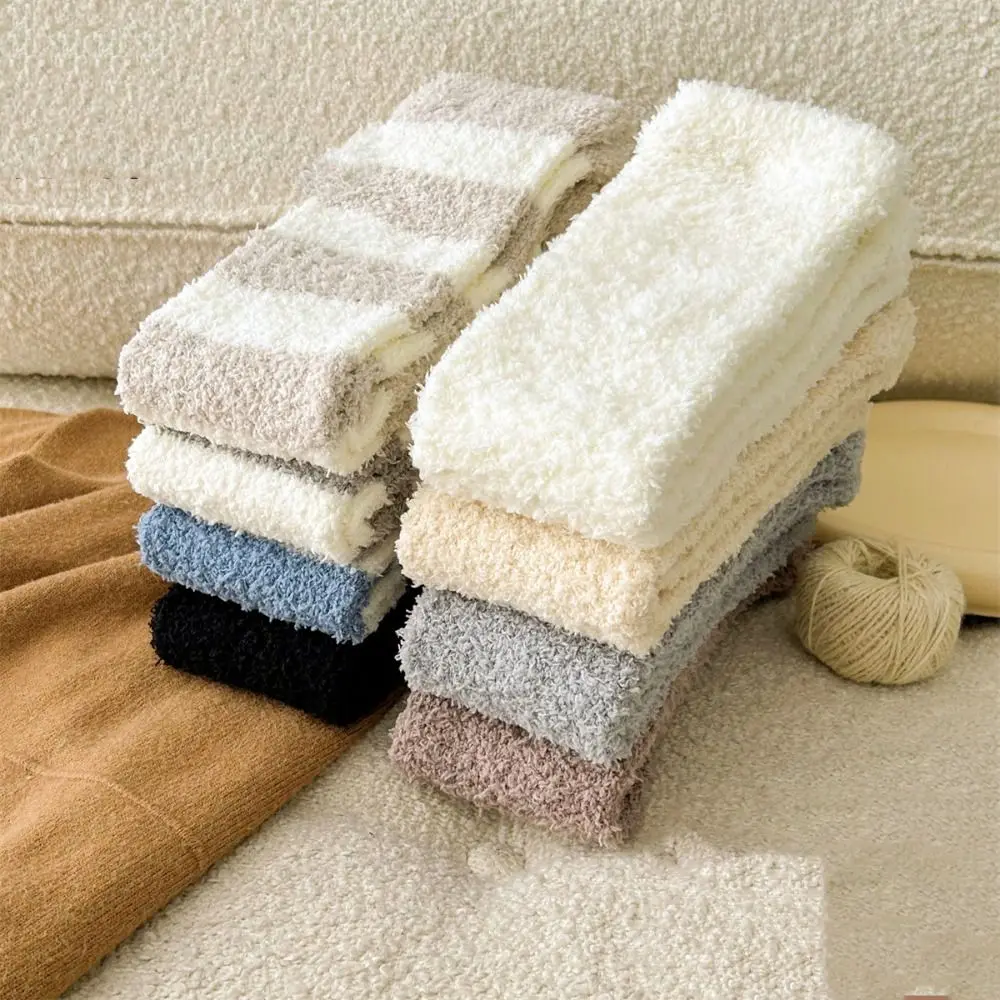 Bonito engrossar quente longo tubo meia capa listra meias chão meias de pelúcia simples aquecedores de perna coral velo meias menina