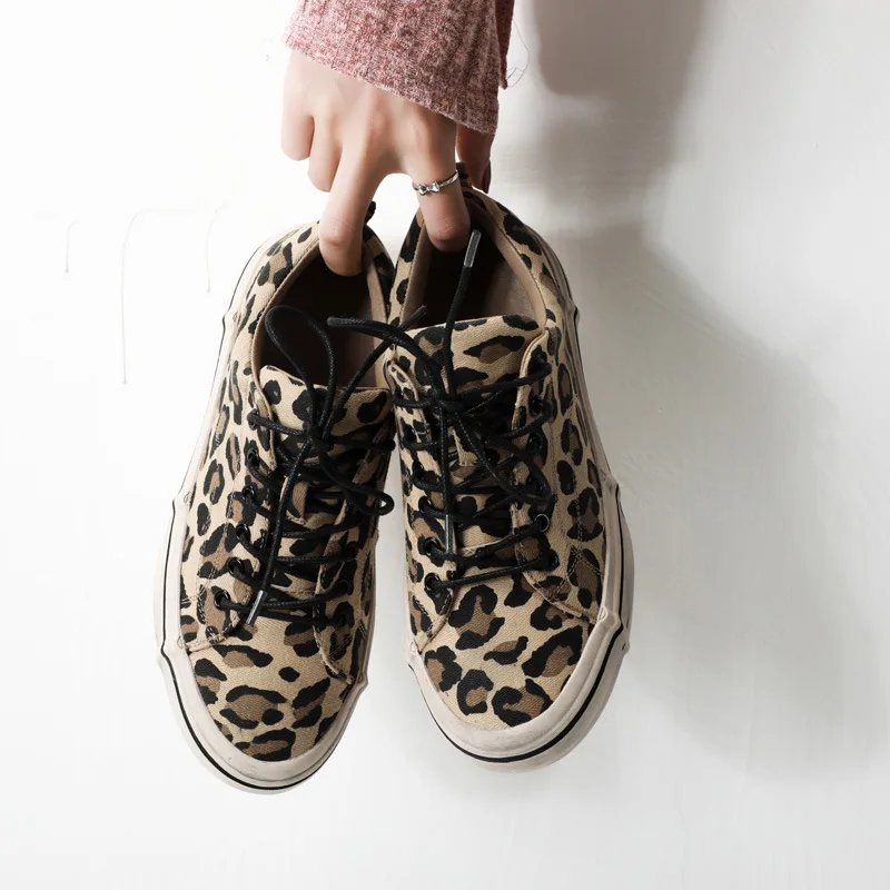 Stylish Leopard Print Flat Canvas Women Shoes Low Cut Spring Chunky Sneakers Casual Teen Girl Women Shoes Fashion Outdoor Shoes
