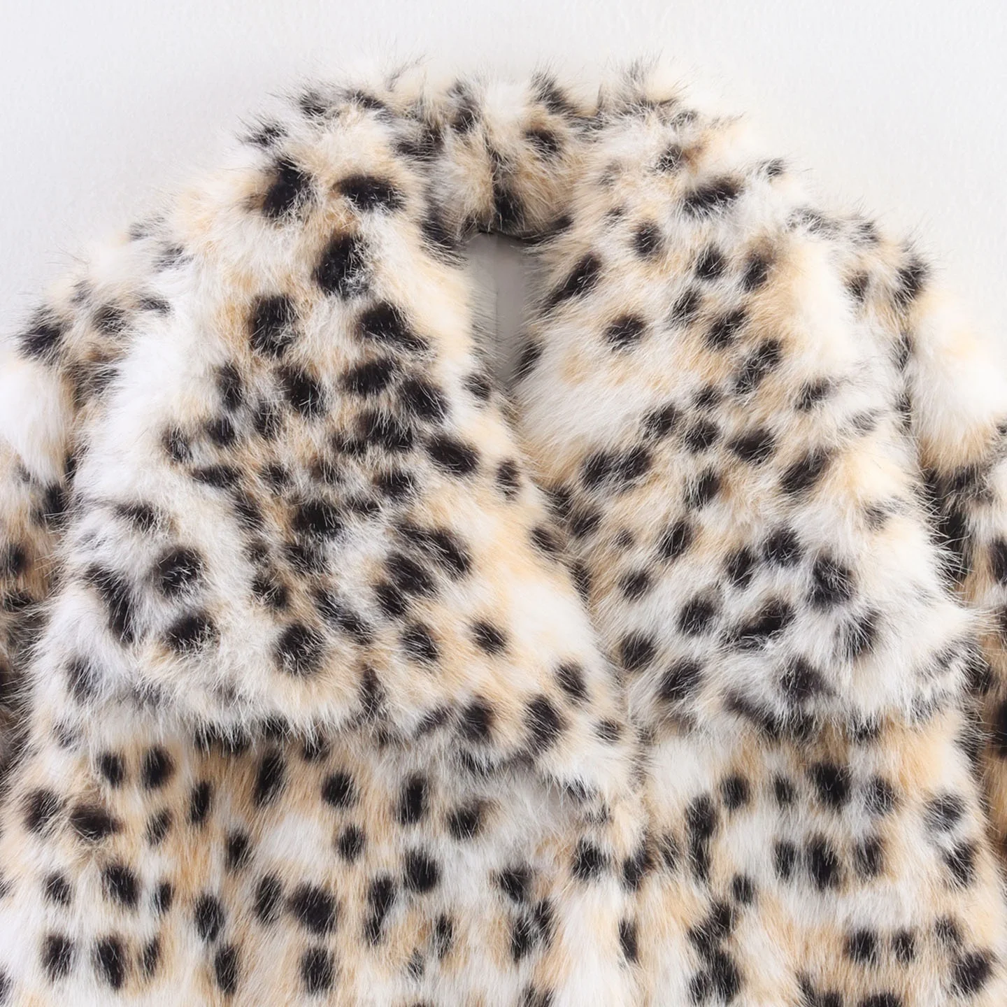 เสื้อโค้ทลายเสือดาวแฟชั่น ปกใหญ่ ขนเทียม เสื้อคลุมผู้หญิง ฤดูใบไม้ร่วง 2025 แบรนด์ Sle Z ทรงเข้ารูป