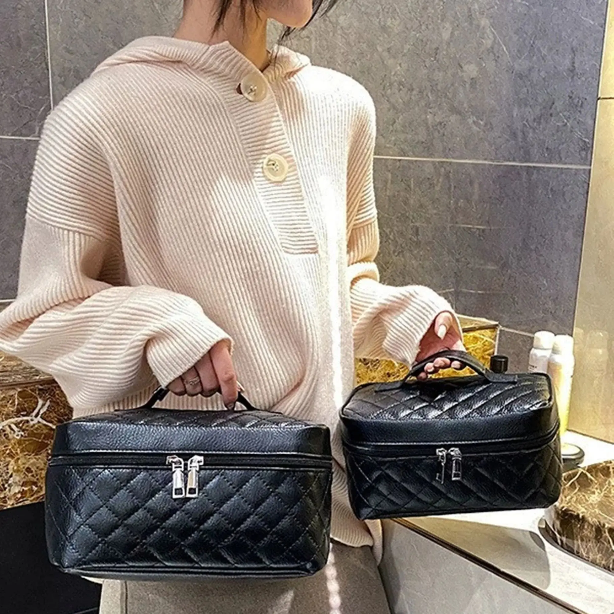

Travel simple fashion makeup bag, large capacity black handheld PU embroidery diamond grid toiletry bag, makeup bag storage bag