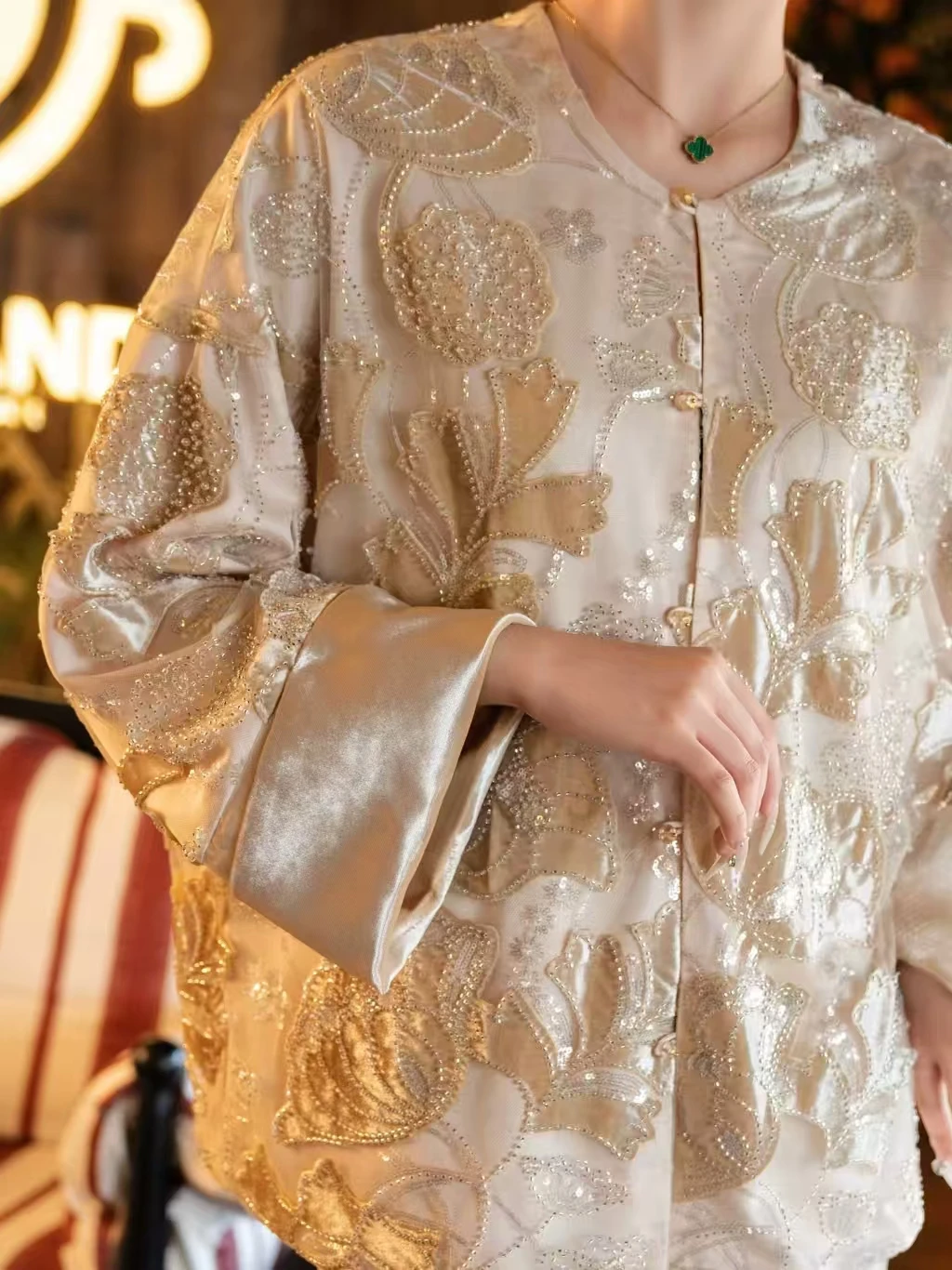 Spring and Autumn New O- Neck Single breasted Silk +Velvet Fabric Beading + Sequin Design Handmade Button Women's Coat S-XL