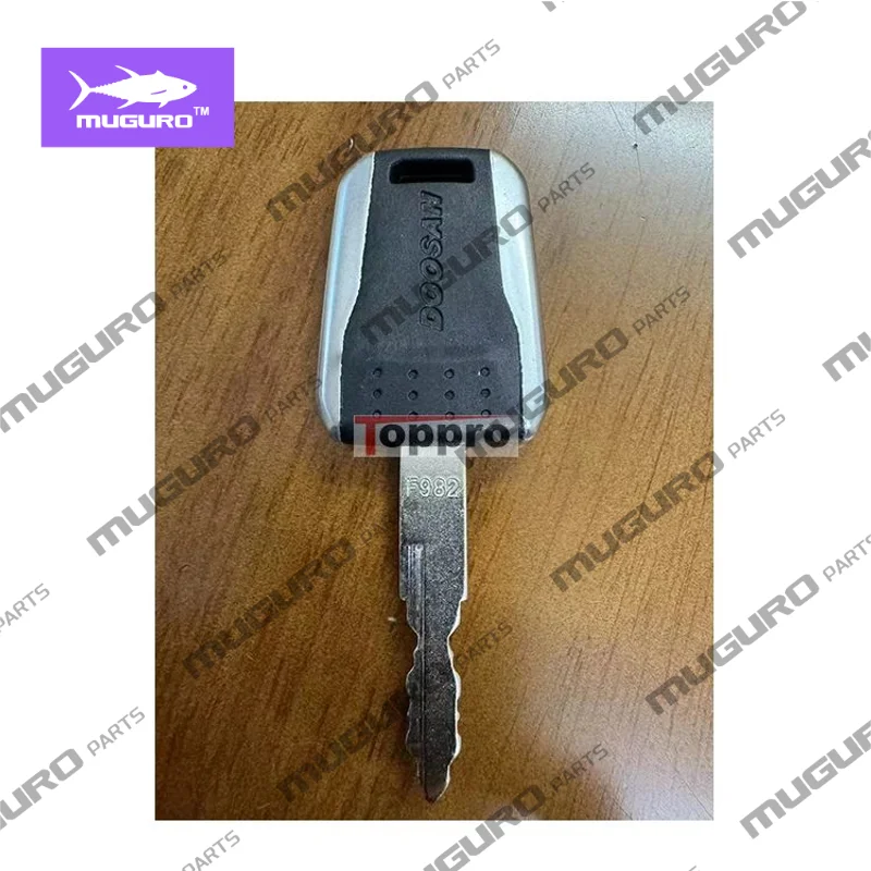 Start Key  Ignition Key for Doosan  Construction Machinery  F982