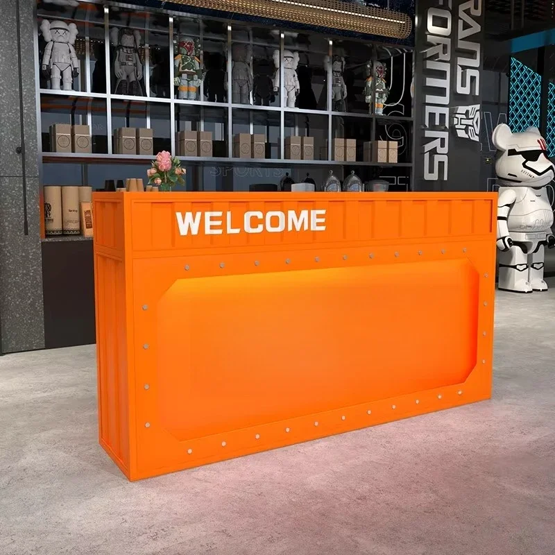 Restauracja komercyjna Mała recepcja styl industrialny metal catering strona kasy Wejście bar sklep