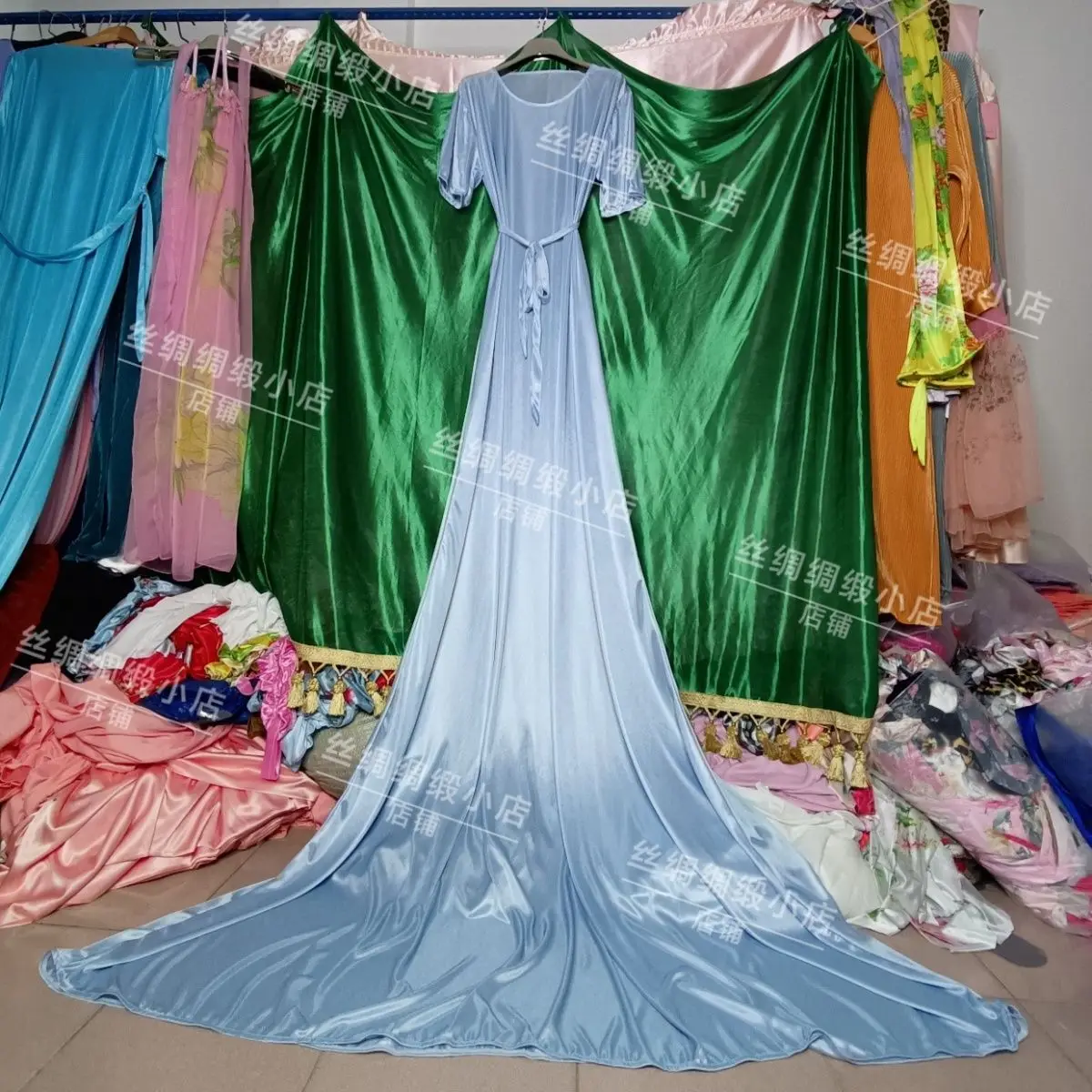 

40-150kg Glossy Satin Silk Loose Shorts Sleeve Maxi Dress Plus Size Elegant Sleeping Robe