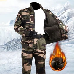 Roupas de trabalho ao ar livre de pelúcia roupas masculinas outono à prova frio quente jaqueta casaco calças duas peças veludo curto solto camuflagem terno