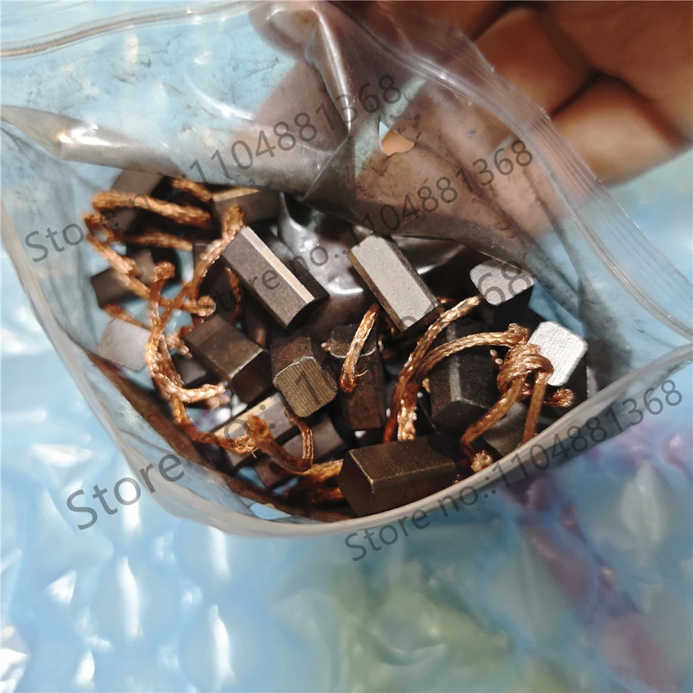 4PCS  Hemodialysis Machine Carbon Brush Degassing Pump Flow Pump Motor Carbon Brush 6701041
