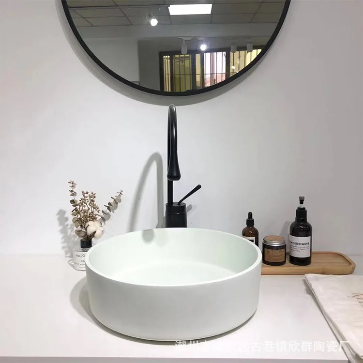 Simple clear concrete bathroom basin wash basin industrial style retro toilet art