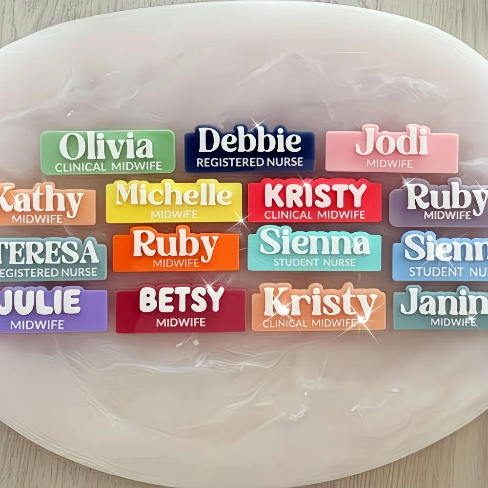 Custom Name Brooch Personalized Font Color Selection Acrylic Custom Brooch Pins Doctor/Nurse/Teacher/Student Job Badge Brooch view 3