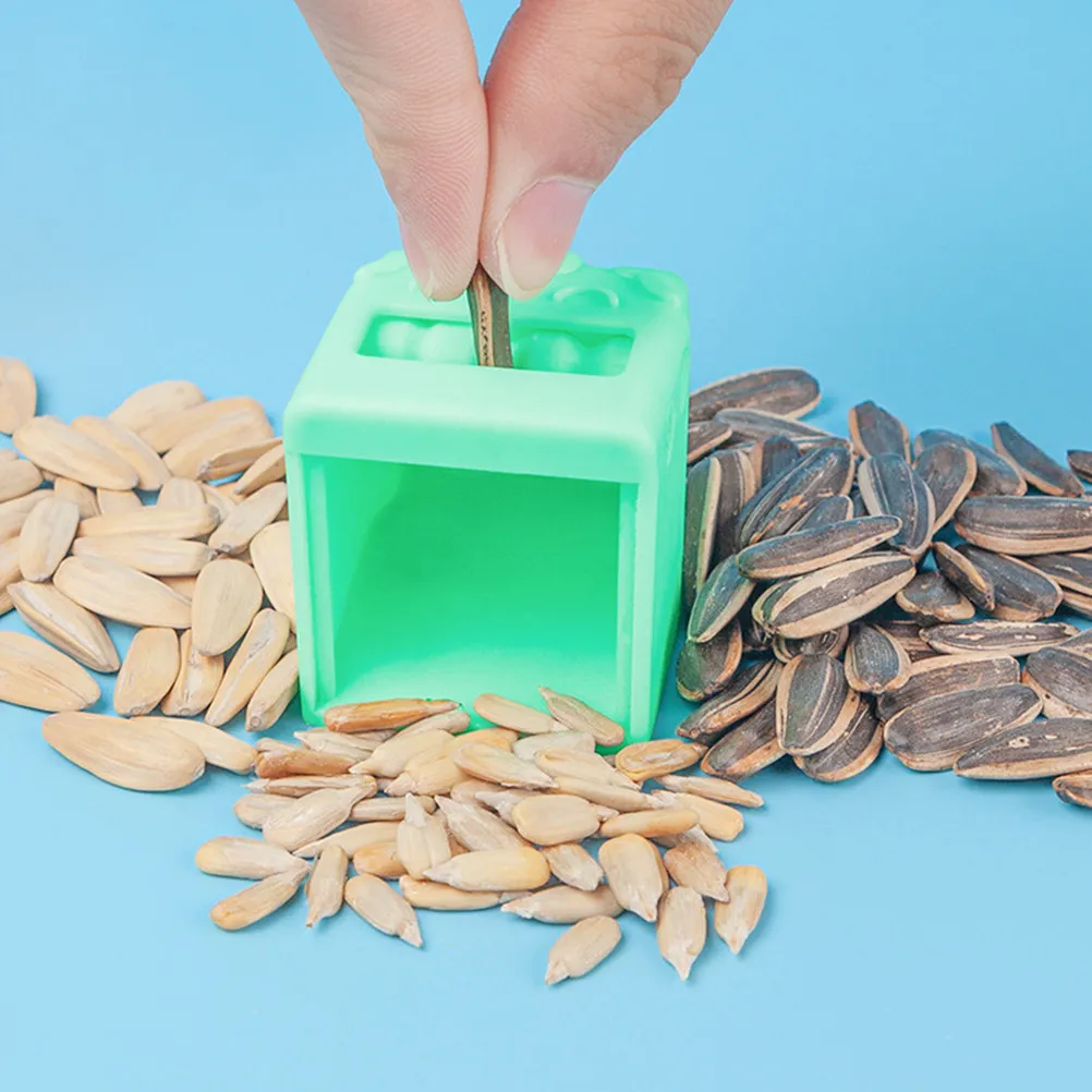 Sunflower Peeling Machine Ox Pattern Sturdy Melon Peeler Home Use Shell Opener Melon Artifact Peeling Machine Sunflower Opener