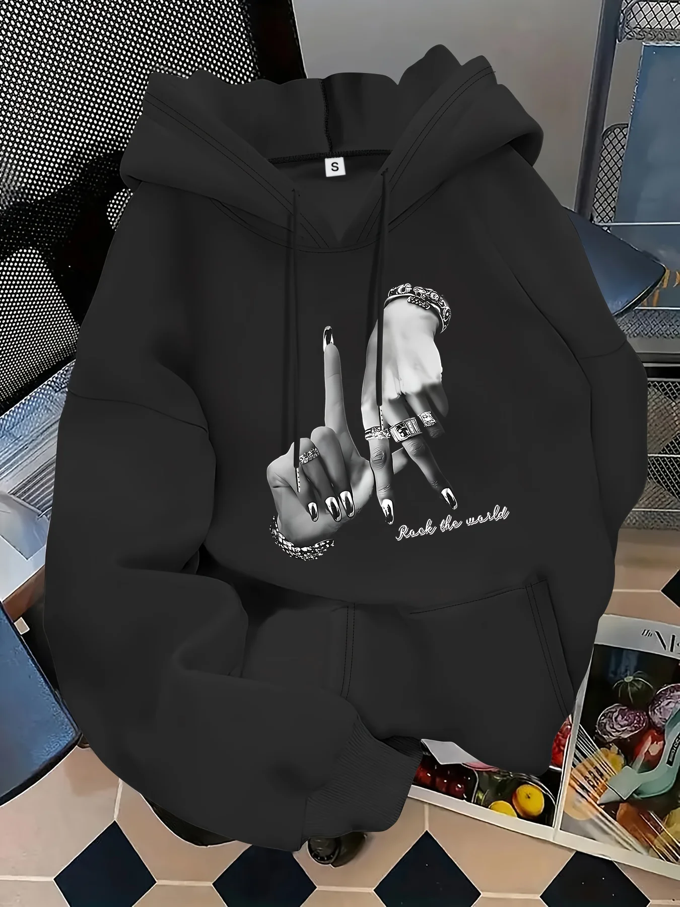 Fashion Letter Print Hoodies Drawstring Casual Hooded Sweatshirt for Winter and Fall, Women's Graphic Pullovers Clothing Outfit