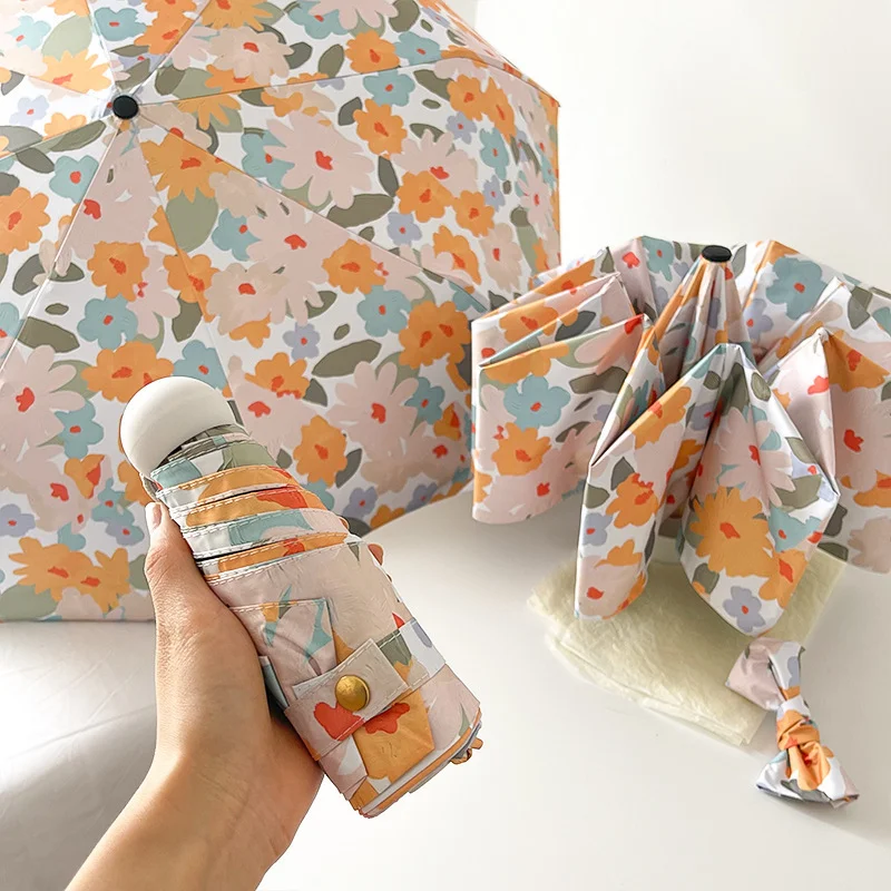 Ombrello Pieghevole alla Moda con Stampa, 6 Sezioni Rinforzate, Protezione UV, Impermeabile, con Rivestimento Adesivo Nero