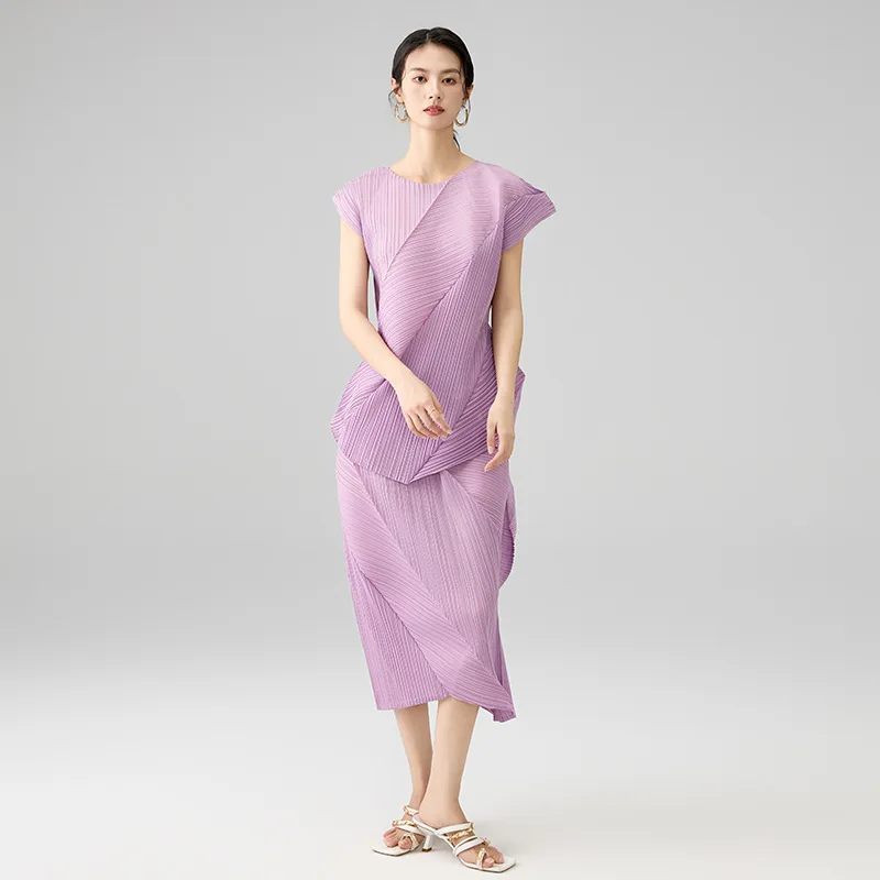 

Весна/Лето 2022, новый продукт, нестандартный комплект с морщинами, темпераментная футболка без рукавов с круглым вырезом, саржевая однотонная юбка