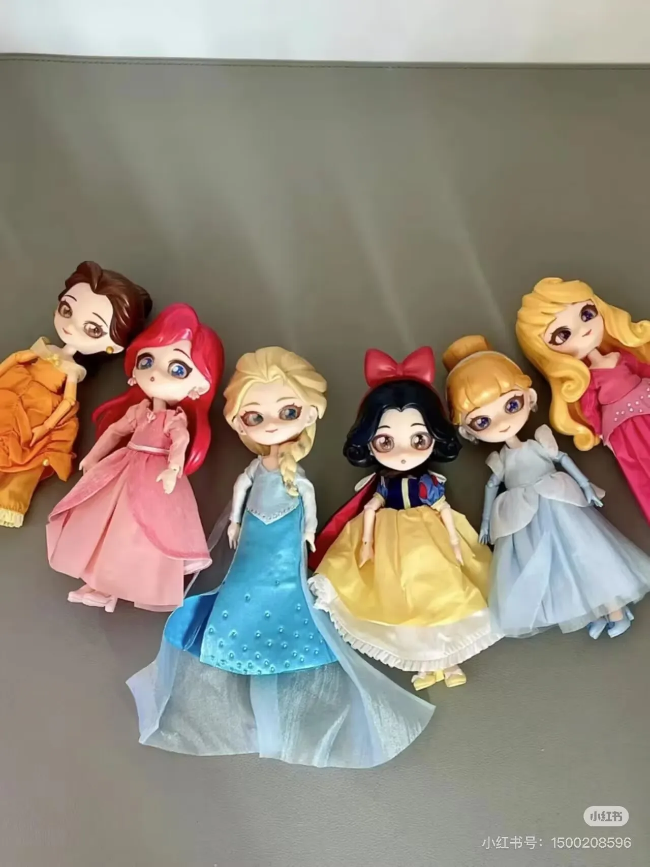 ของเล่นฟิกเกอร์แอคชั่นของแท้ น่ารัก ขยับได้ มีในสต็อก เหมาะเป็นของขวัญ ของสะสม ของเล่นสุดฮิต พร้อมอุปกรณ์เสริม