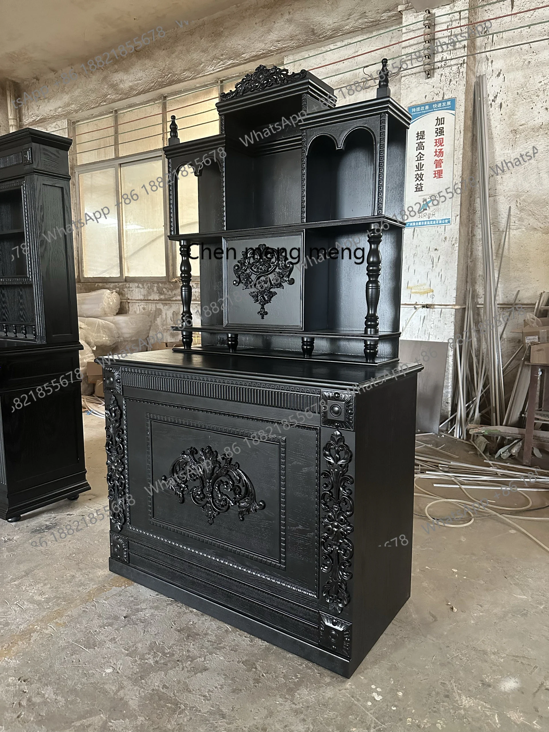 Display Cabinet European Retro Style Antique Jewelry Ceramic Jade Display Cabinet for Photography