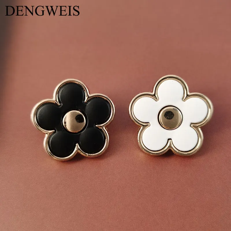 Black White Metal Flower Buttons For Clothing Sewing Accessories High Quality Fashion DIY Sewing Button Handmade Craft Supplies