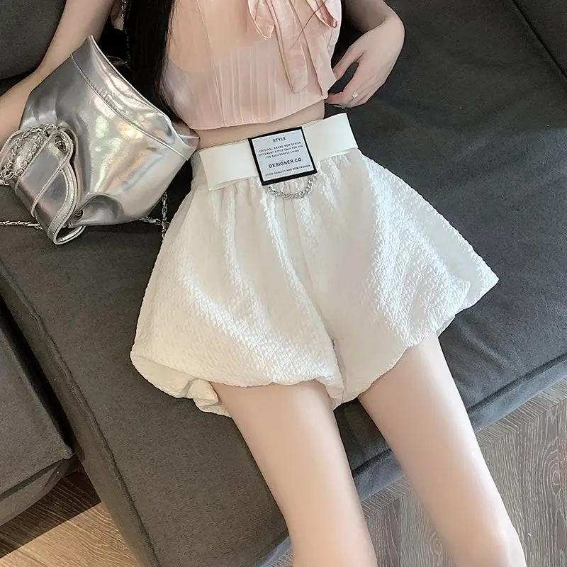 Women's New High-waisted Slim Casual Drooping Wide-leg A-line Flower Bud Shorts