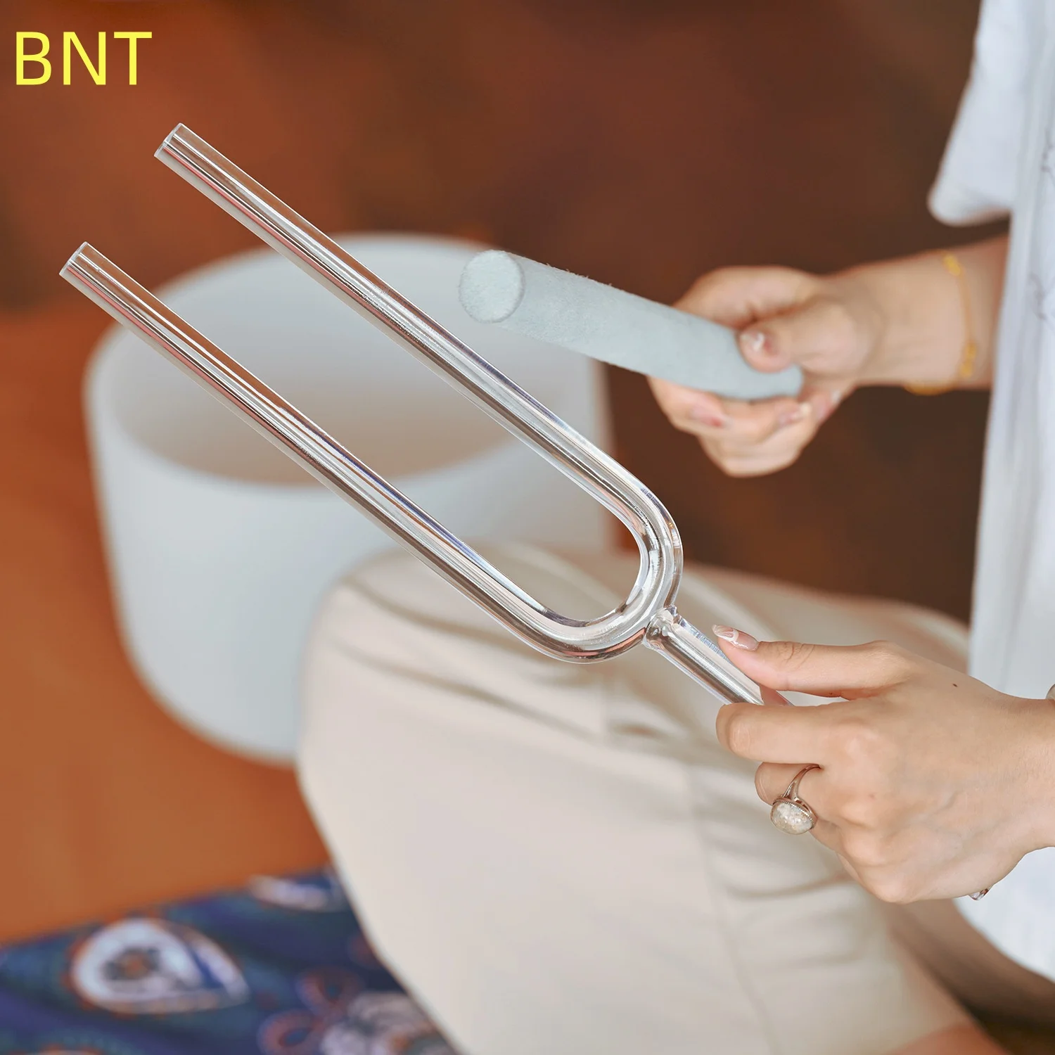 

Crystal Tuning Fork Sound Therapy Transparent Handle Tuning Fork Meditation Yoga Percussion Instrument Sheepskin Stick