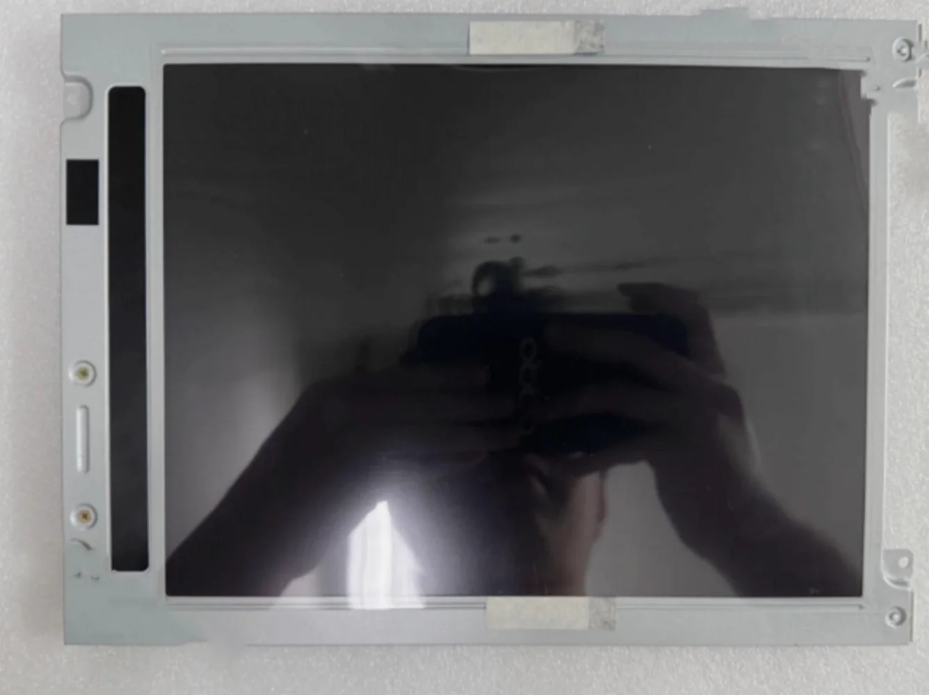 Schermo LCD LM10V33 33R LM10V332 LM10V335