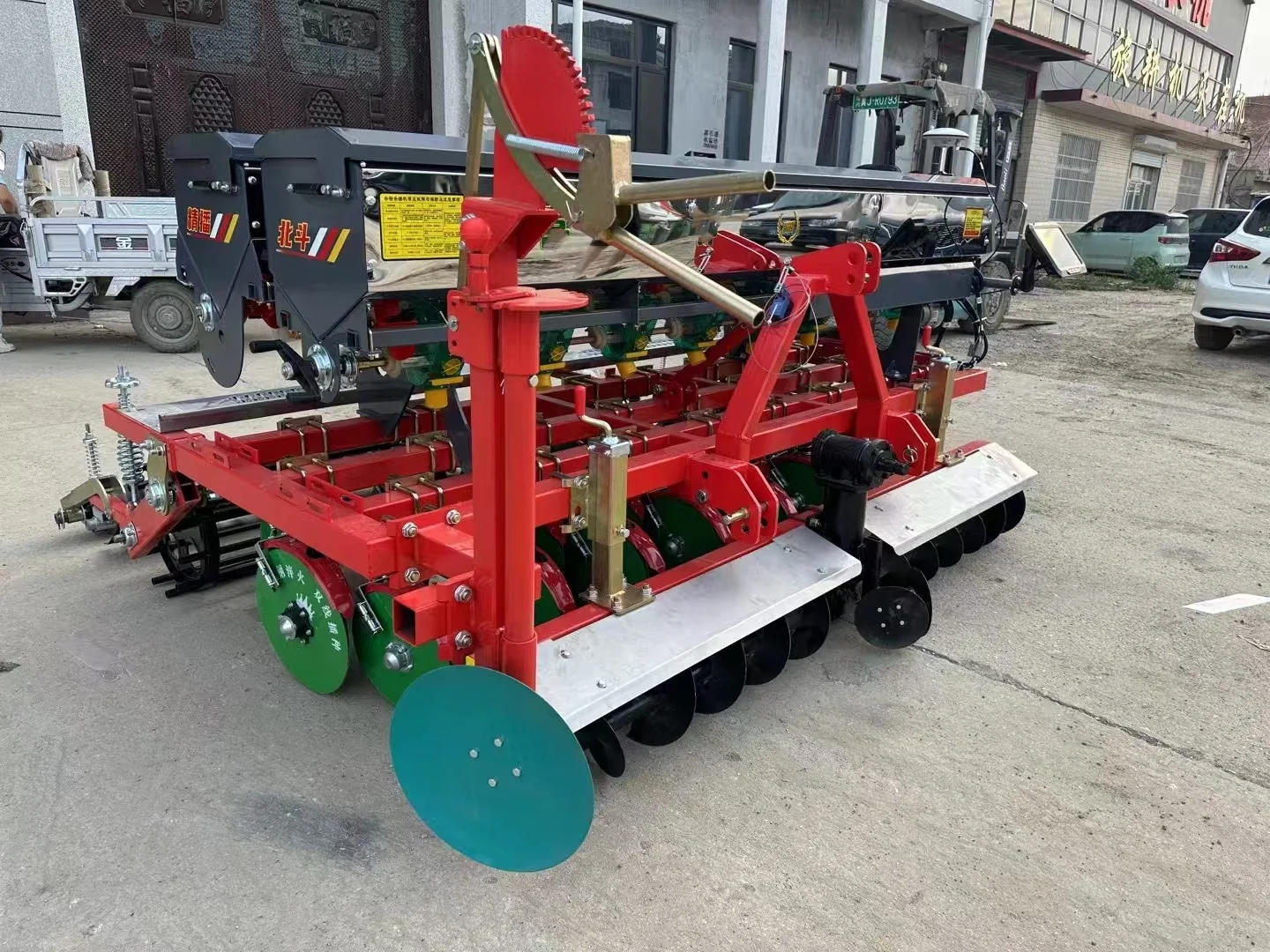 New 12-Row No-Till Wheat Drill Planter Seeding Machine For Wheat Corn Sowing Gearbox Core Component Home Farm Agriculture Use