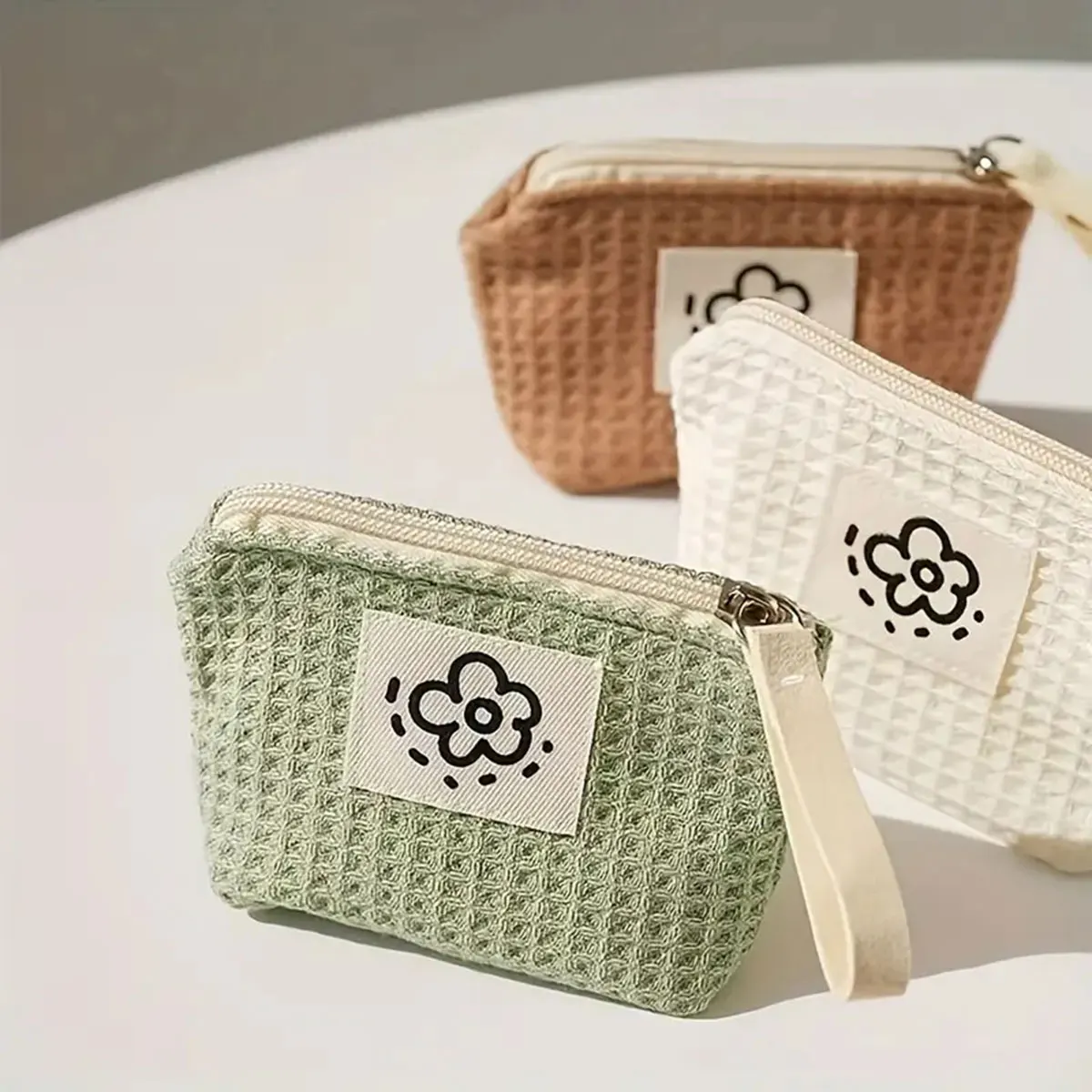 Matcha Green Mini Storage Bag, Cute Portable Sanitary Napkin Pouch Cosmetic Organizer Bag Ladies Small Coin Purse for Daily Use