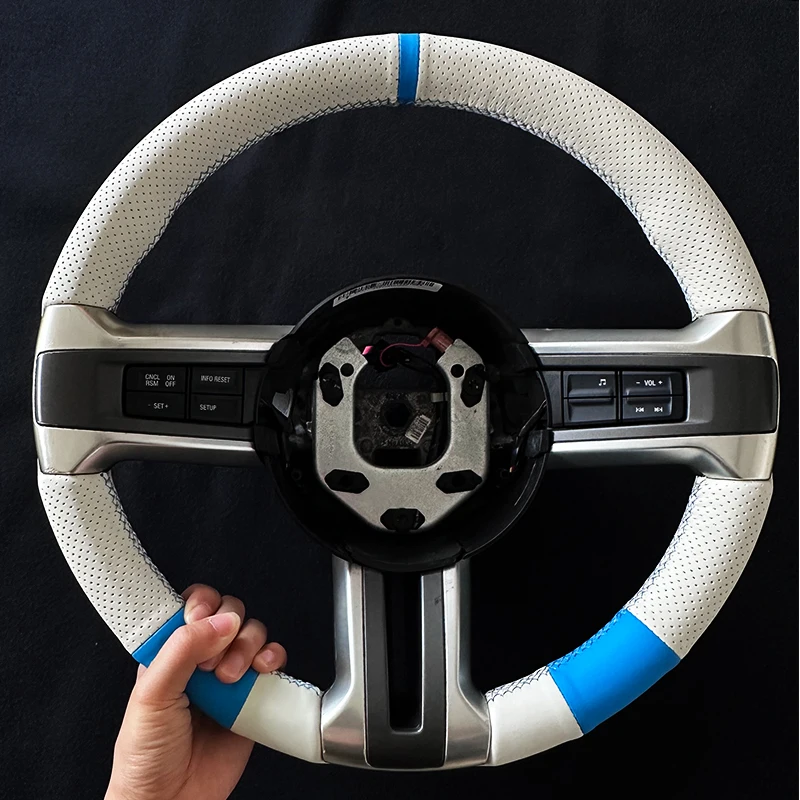 Braiding on The Steering Wheel for Ford Mustang GT500 GT350 2010-2014 Year Hand Stitched Steering Wheel Cover for GT500 GT350