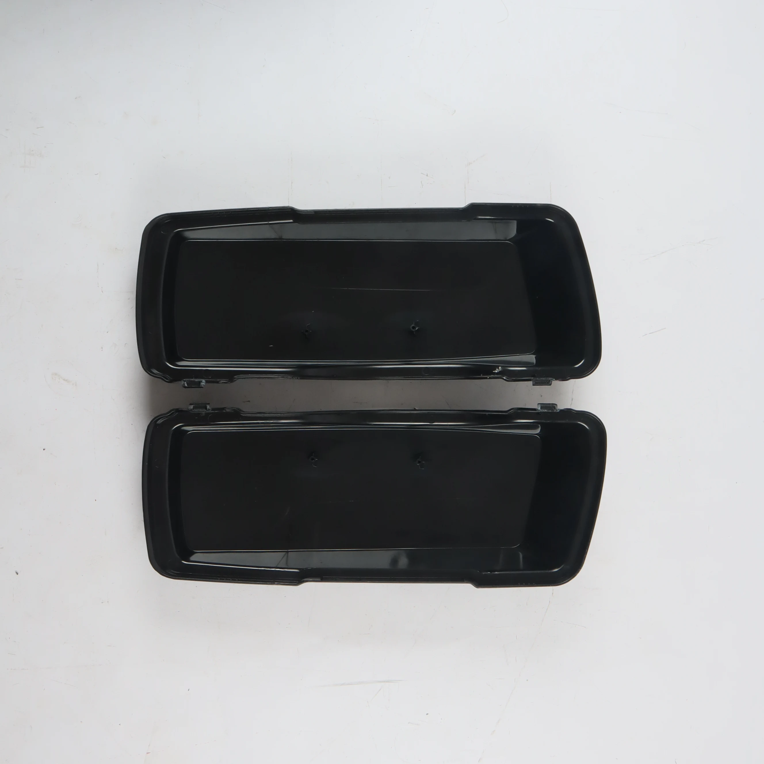 โรงงานจีนทาสีดําเงาสําหรับฝาปิดถุงข้างรถจักรยานยนต์ Harley Davidson ปี 1993-2013