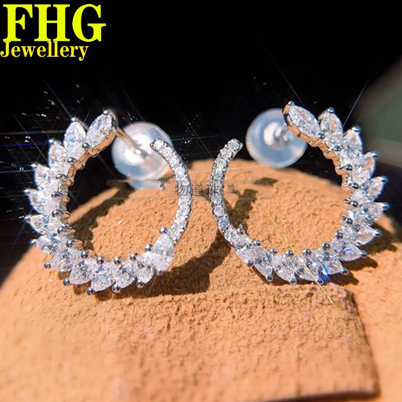 

Natural Diamonds 0.96Carat Au750 18K White Gold Full Natural diamond Earring Wedding Party birthyday Engagement