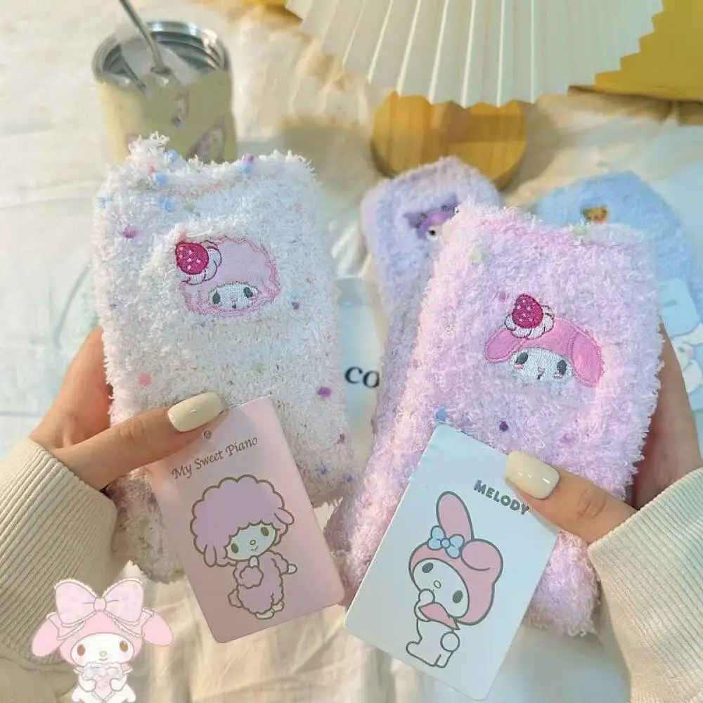 سانريو المرجان الصوف جورب الكرتون سينامورول كورومي ميلودي النقاط الملونة النوم جورب المنزل عادية مبطن الجوارب الدافئة الأوسط الجوارب #1