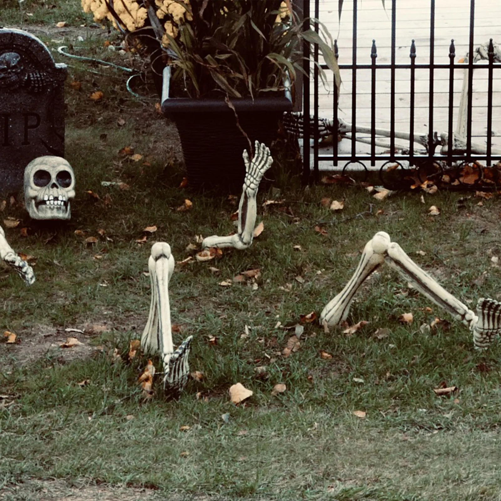 

1Set Human Bones Halloween Haunted House Props Spooky Scene Party Supplies Human Bones