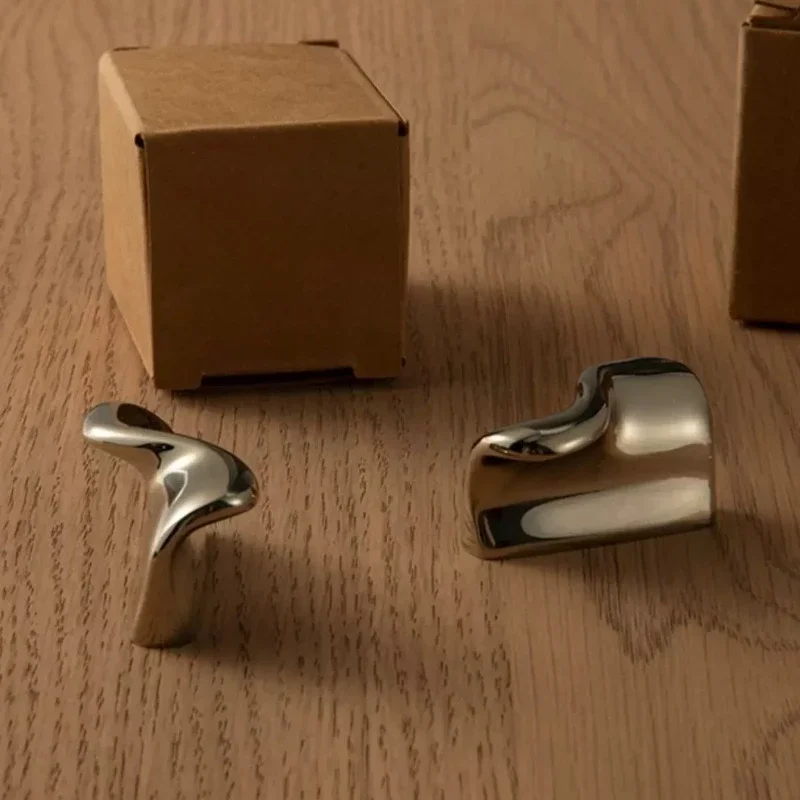 Creative Design for Home Use Decorative Cabinet Knobs and Pulls for Kitchen Minimalist Solid Brass Kitchen Cabinet Door Handles