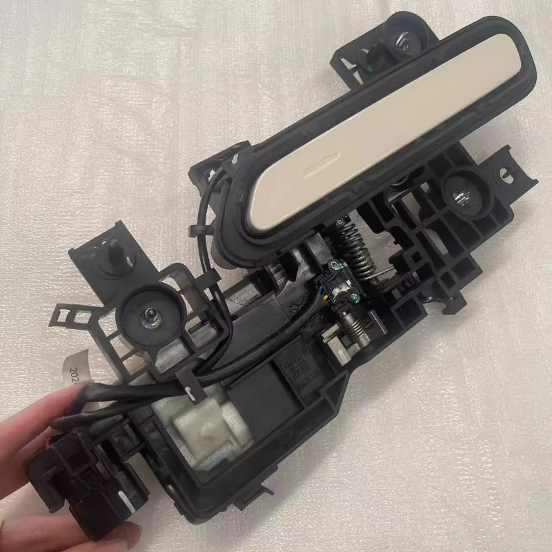 

Exterior Door Handle for DONGFENG BOX Hidden external handle (Dismantling parts)