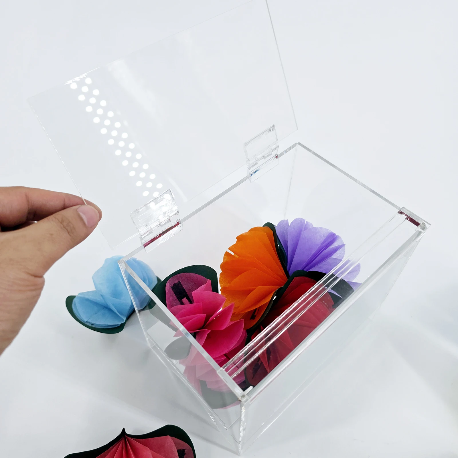 กล่องมายากลใส 16.6x11.6x14 ซม. กล่องเปล่าเปลี่ยนเป็นดอกไม้หรือเงิน สำหรับการแสดงบนเวทีและระยะใกล้