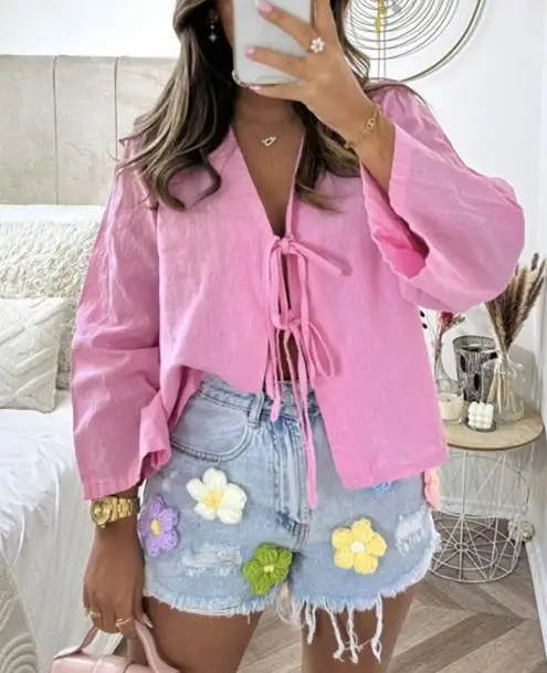

2025 Solid Color V-Neck Long Sleeved Lace Up Collar Loose Chiffon Shirt Top Summer Women's Leisure Vacation Loose Chiffon Shirt
