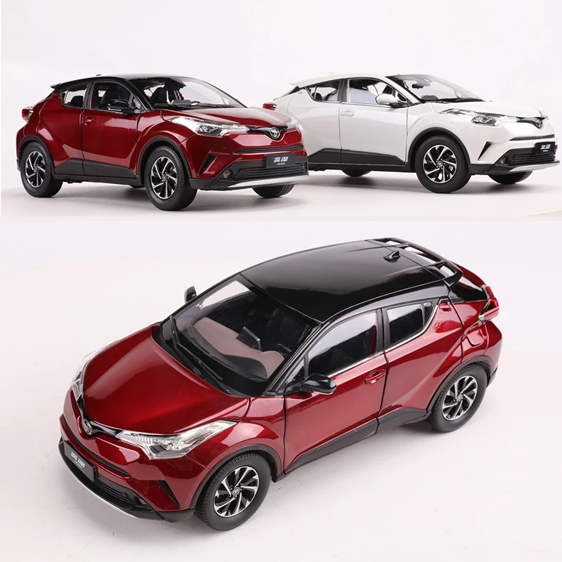 1:18 IZOA Diecast Alloy Model Car Toys Collection Display Souvenir Kids Adult Boys Gifts Display Decoration