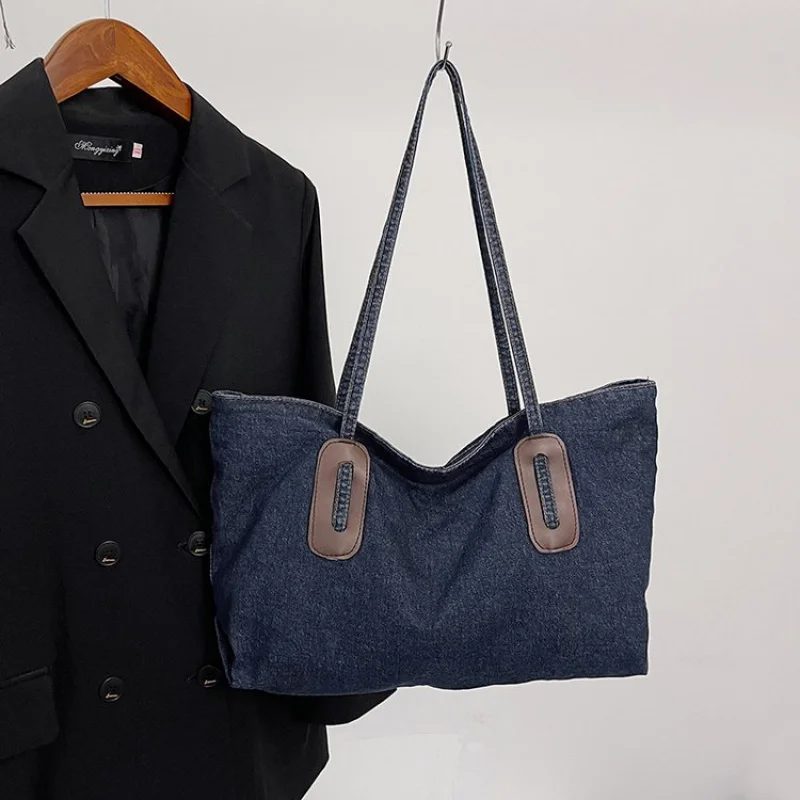 

Luxury Brand Elegant Tote Bag For Women - Leather Messenger Bag By Famous Designer Popular Classic