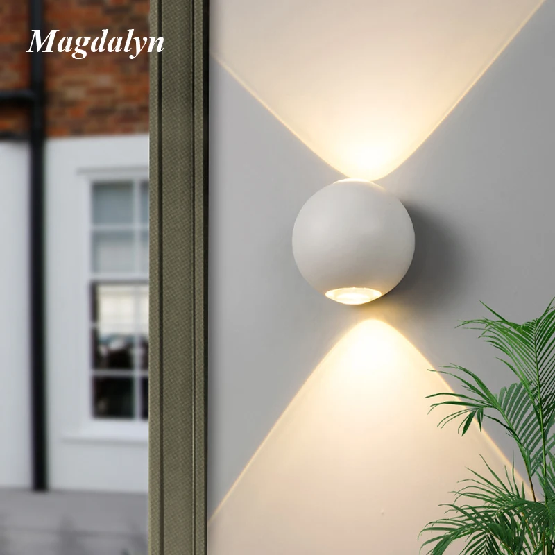 

Magdalyn Outdoor Wall Lamp Modern Porch Patio Led Balcony Decorations Contemporary Home IP65 Aluminum Waterproof Interior Lights