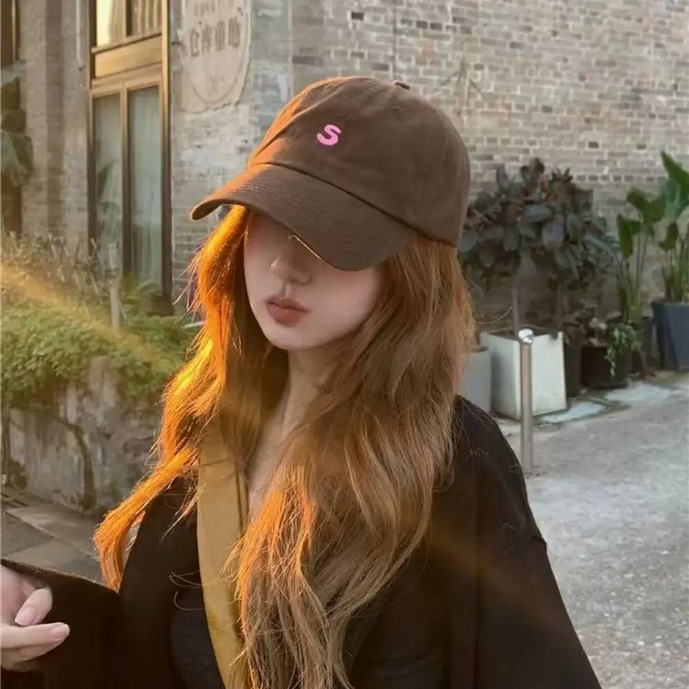 Gorra de béisbol deportiva con letras bordadas, protección solar ajustable, sombrero informal de algodón, gorro de Hip Hop que combina con todo para mujeres y hombres