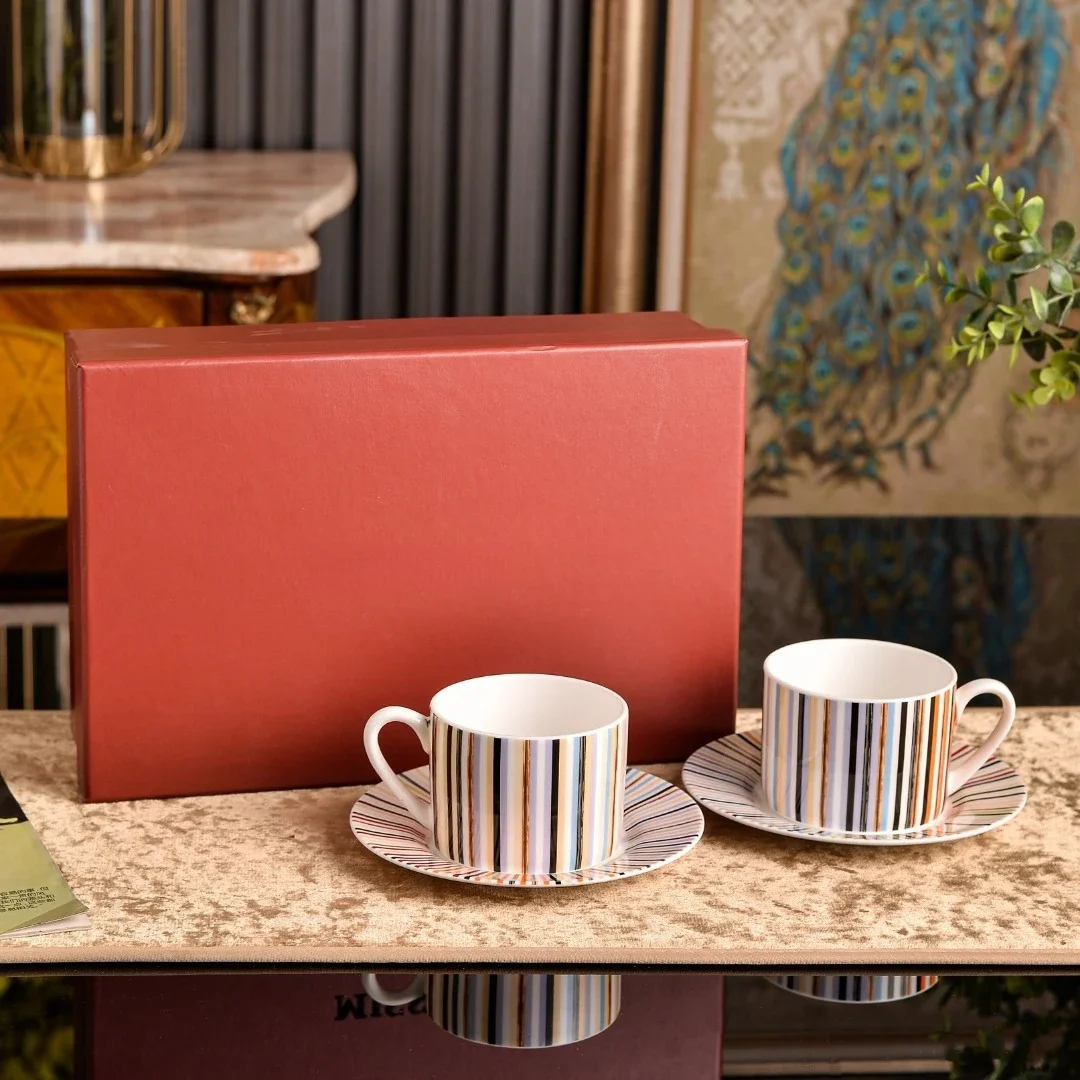European Colorful Vertical Stripe Western Dinner Plate Coffee Cup Saucer Gift Box Set For Hotel Home Wedding Banquet Tableware