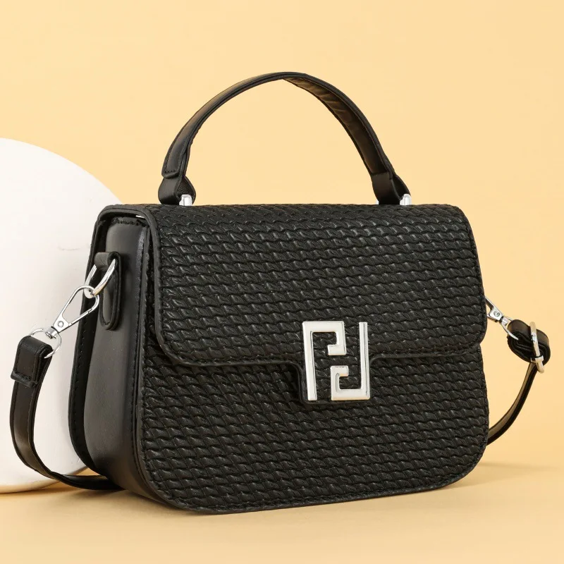

2025 Explosive High-End Women's Bag - Unique Temperament Messenger, Commuter Travel Fashion