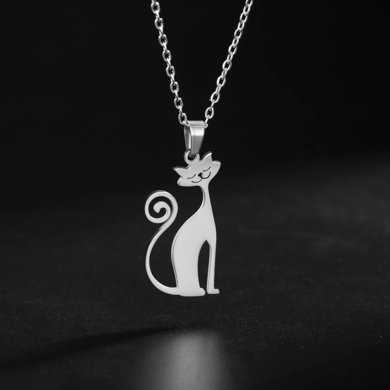 Lucktune Cartoon Cat Pendant Necklace Stainless Steel Cute Animal Chain Necklace for Women Fashion Choker Jewelry Birthday Gift