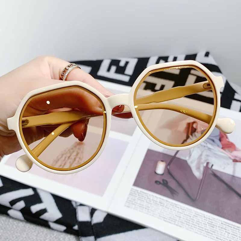 

Fashion New Round Frame Sunglasses Small Frame Retro Ins Tawny Glasses Milk White Sunglasses for Women