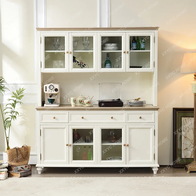 

Белый четырехдверный буфет S1saa из массива дерева, интегрированный в стену для гостиной