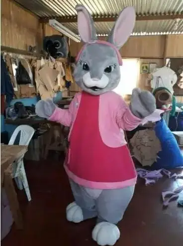 Costume de mascotte de lapin rose en mousse pour adultes, robe de paupières de Noël, costume d'Halloween mignon, dessin animé en peluche, offre spéciale, nouveau