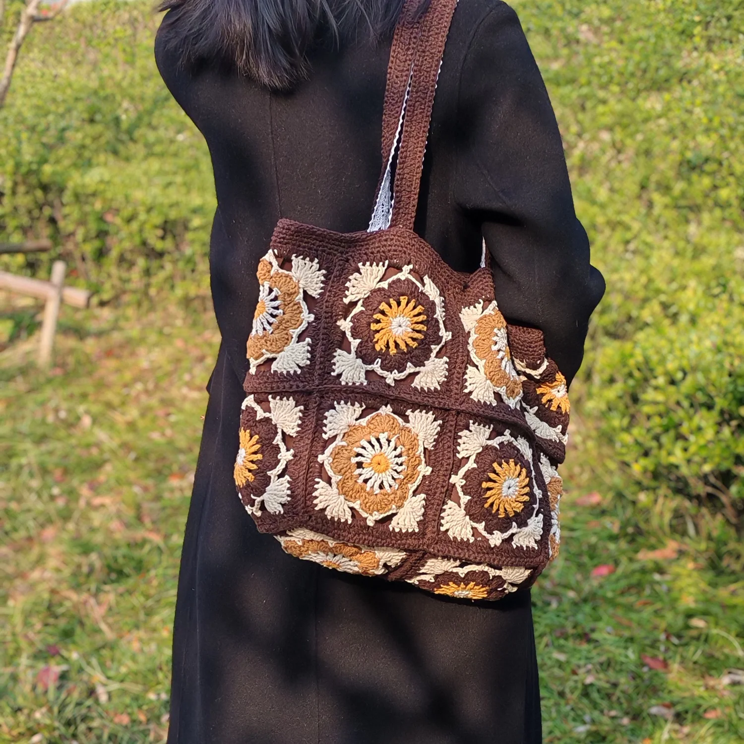 

Yarn Handmade Crochet Shoulder Bag Vintage Granny Square Tote Retro Knitted Flower Pattern Bag Large Capacity Boho Casual Women