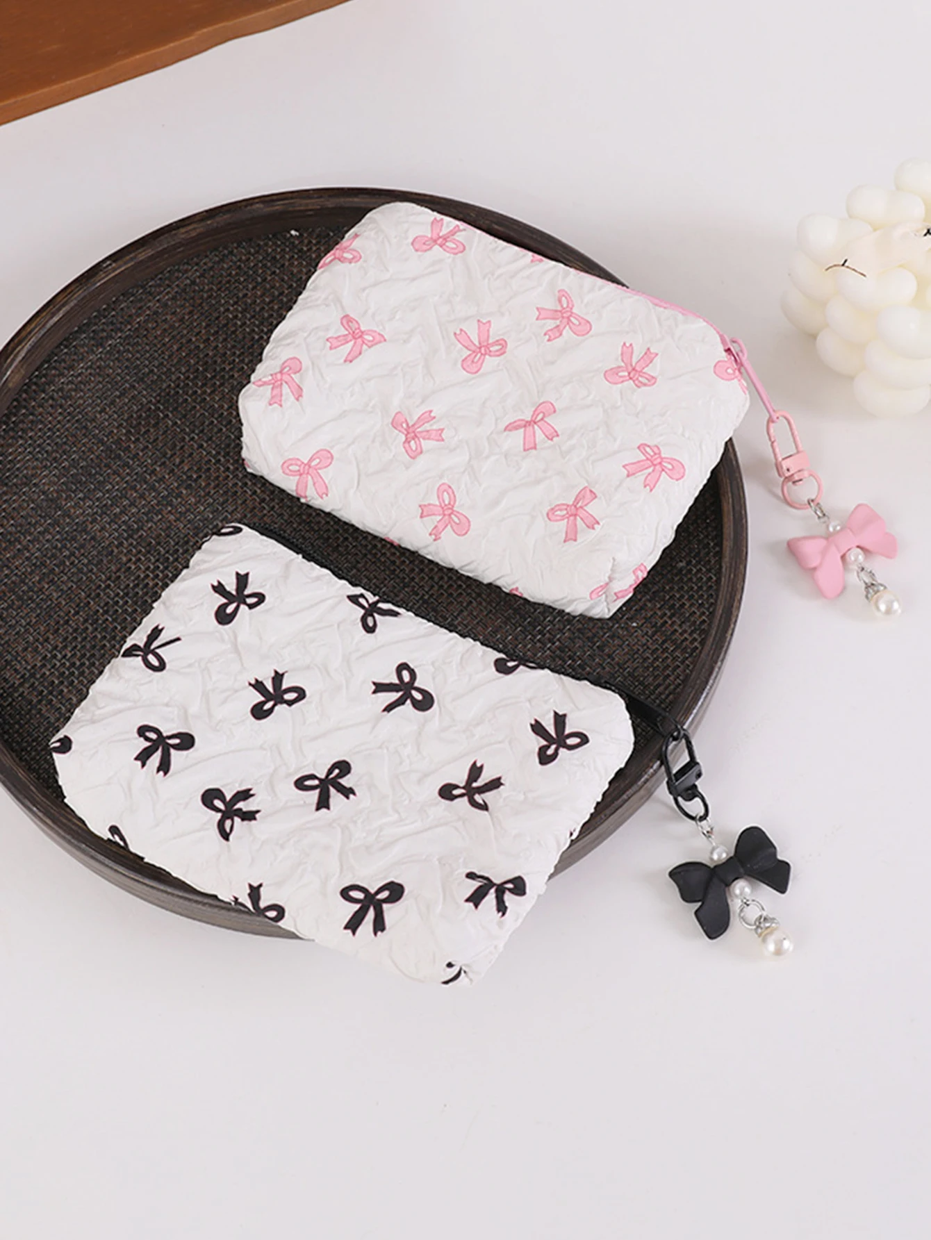 Plissierte Kosmetiktasche mit Schleife | Baumwoll-Kosmetiktasche für Damen, gesteppt, Reise-Make-up-Organizer für Mädchen, tragbare kleine Schleifen-Kosmetiktasche – Detail 11
