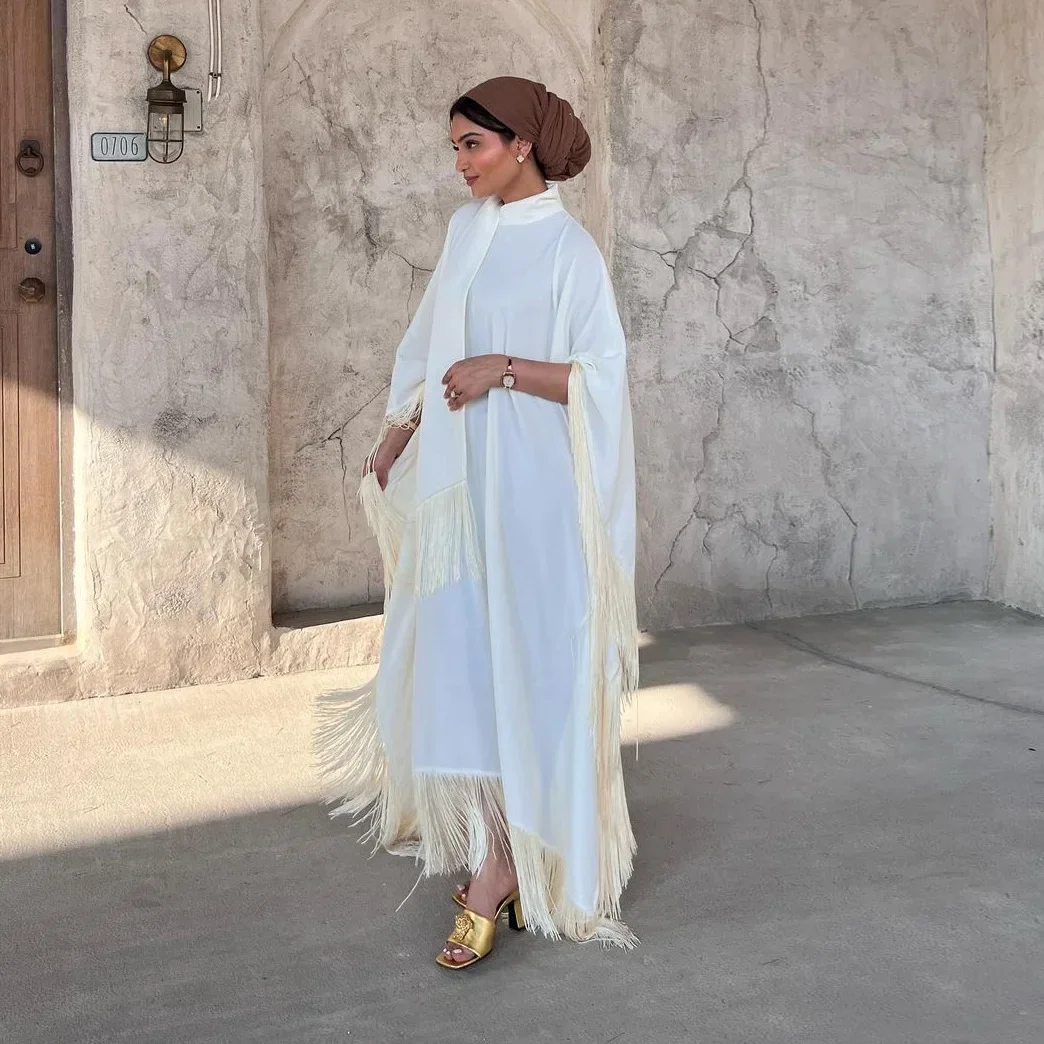 2024 New Modest Muslim Batwing Sleeve Tassel Kaftan Apricot Corban Eid Al Adha Party Evening Dresses Moroccan Turkey Dubai Abaya