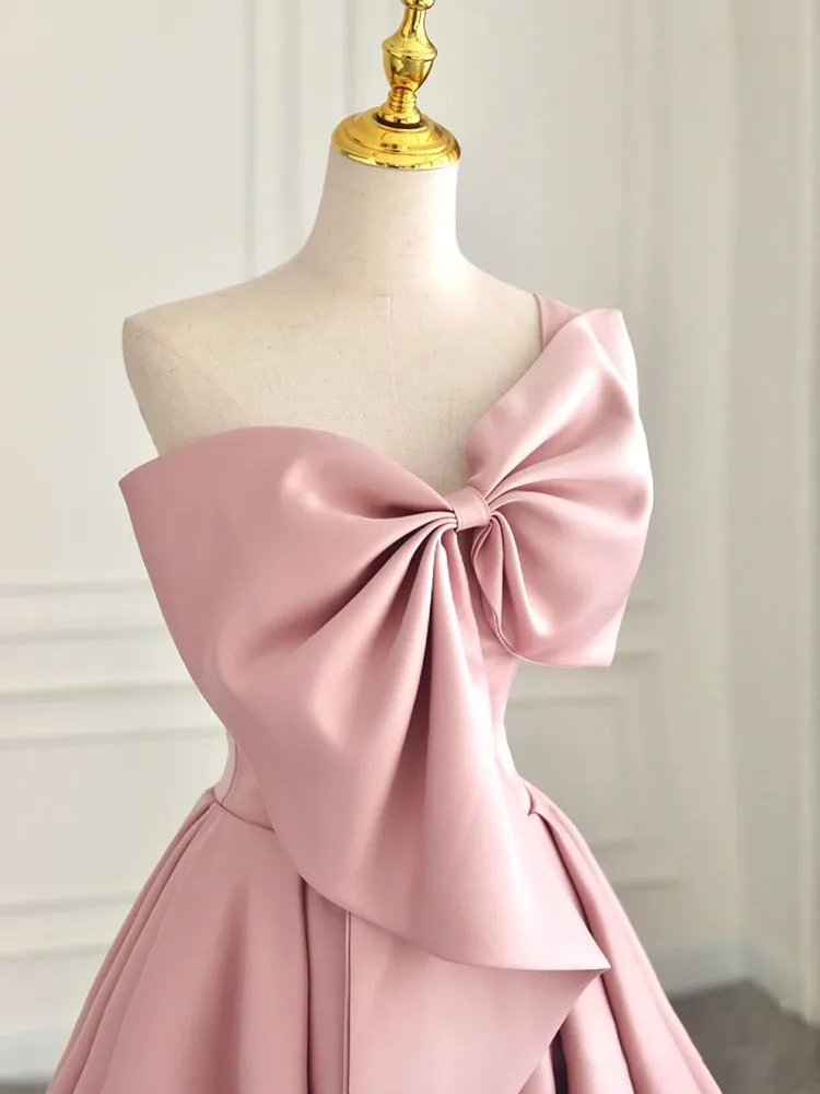 

Pink Dress Engagement Tube Top Host Light Luxury Minority Evening Satin Toast